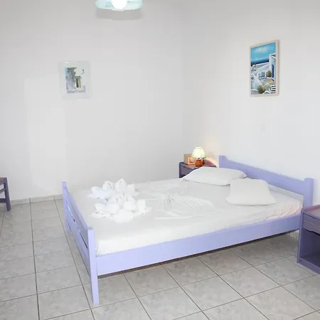 Deep Blue Apartment Logaras