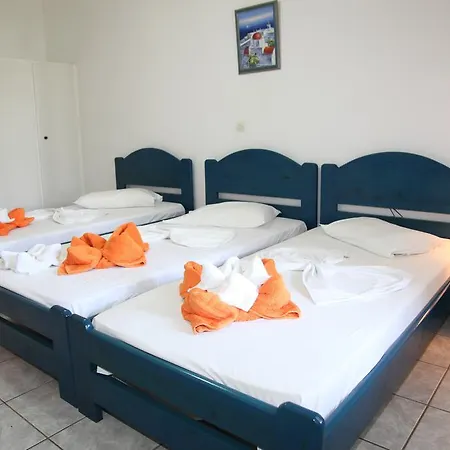 Deep Blue Apartment *